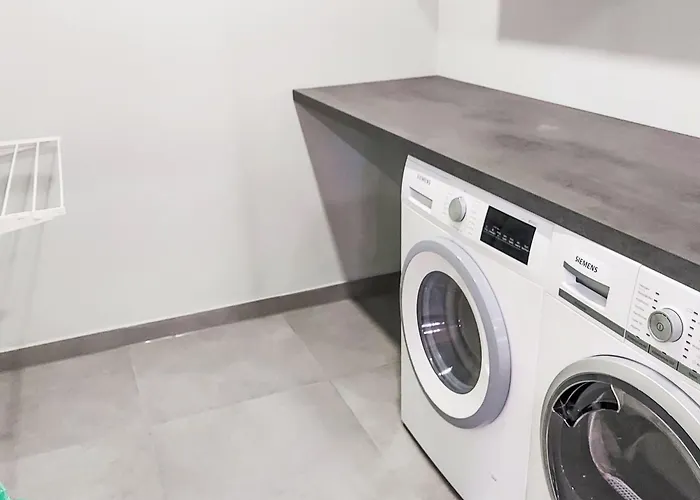 Am Waldrand By Interhome